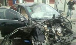 新闻爆料大车车祸事件,大车车祸事件引发社会关注